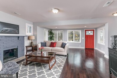 1513 Locust Ave, Towson, MD 21204 - photo 5