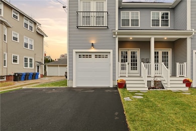 47 Windsor Rd, Cranston, RI 02905 - photo 2