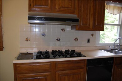 36 Spring St, Mechanic Falls, ME 04256 - photo 7