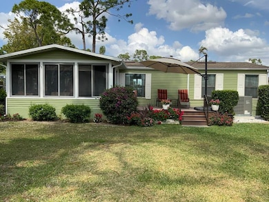 Enclosed Lanai w/Sliding Windows