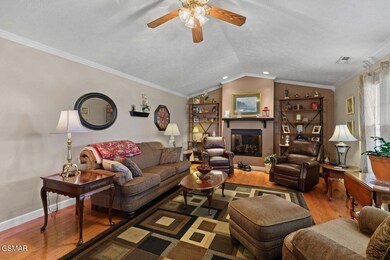 727 Burchfield Rd, Dandridge, TN 37725 - photo 5