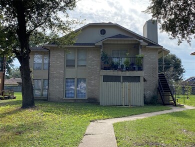 6119 W Mount Houston Rd unit 4, Houston, TX 77088 - photo 2