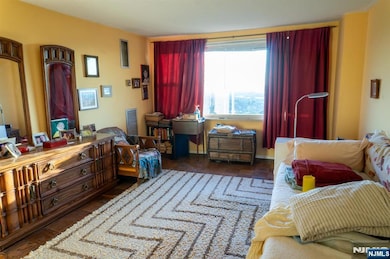 Mediterranean Towers West unit 23H, Fort Lee, NJ 07024 - photo 5