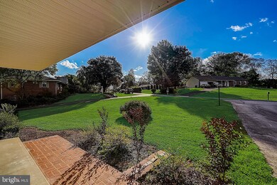 308 Anna Ln, Sykesville, MD 21784 - photo 6