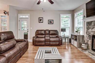 2148 Betty McGee Dr, Asheboro, NC 27205 - photo 4