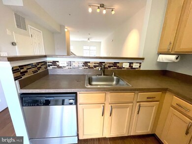 42460 Hollyhock Terrace, Ashburn, VA 20148 - photo 5