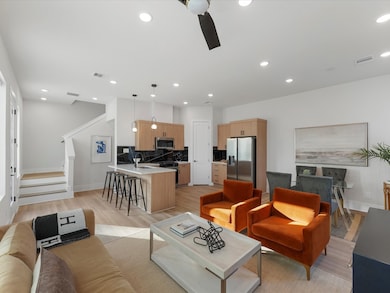 5307 Teodoro Ln, Houston, TX 77091 - photo 4