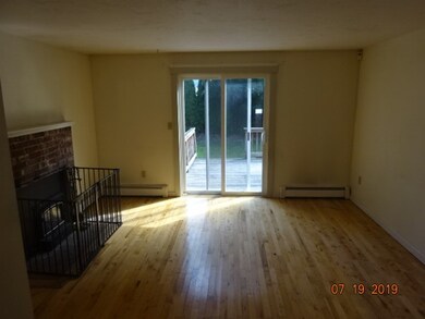 24 Valleyview Ct unit 24, Fitchburg, MA 01420 - photo 5