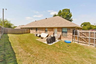 301 S Arthur St, Decatur, TX 76234 - photo 2