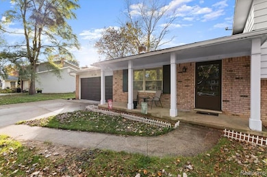 5340 N Georgetown Rd, Grand Blanc, MI 48439 - photo 4