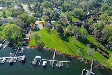 413 Strauss Unit 4 Ave, Green Lake, WI 54941 - photo 3