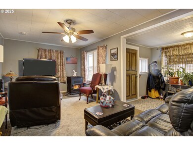 409 Main St, Klickitat, WA 98628 - photo 6