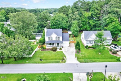 06-2705 Glastonbury Ln-6