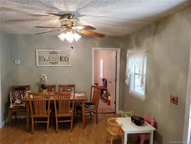 118 Arbor Dr, Statesville, NC 28677 - photo 3