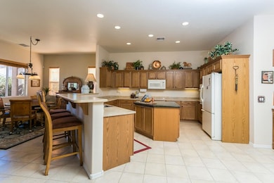 005_Kitchen