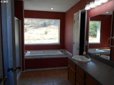 Bathroom, Attached