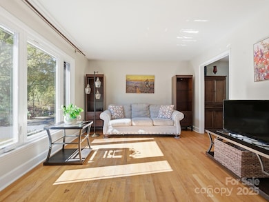 7148 Sherbourne Dr, Charlotte, NC 28210 - photo 5