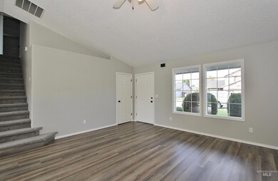 721 Aberdeen Dr, Nampa, ID 83686 - photo 5