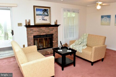 9238 Ispahan Loop, Laurel, MD 20708 - photo 4