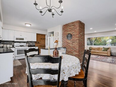 2 Sunset Ln, Algonquin, IL 60102 - photo 7