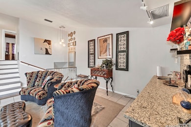 3103 Eisenhauer Rd unit L21, San Antonio, TX 78209 - photo 6