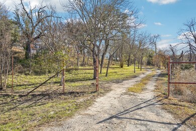 230 Cade Loop unit 28,29, Ingram, TX 78025 - photo 4