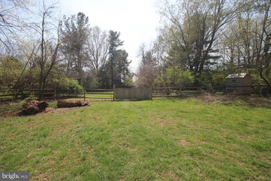 4450 Bartholow Rd, Sykesville, MD 21784 - photo 6