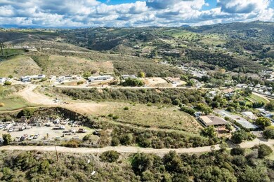 31269 Palimo Dr, Escondido, CA 92026 - photo 2