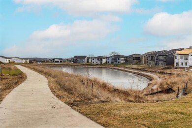 9844 NW 82nd Ave, Johnston, IA 50131 - photo 5