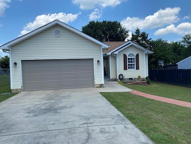 221 Golden Rod Ln, Dalton, GA 30721 - photo 2