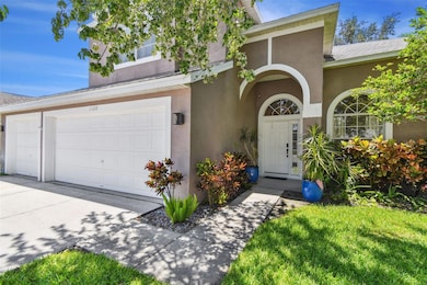 1120 Bluffs Cir, Dunedin, FL 34698 - photo 3