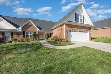 574 Caladium Ct, Kernersville, NC 27284 - photo 3