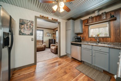 3816_E_Halbert_Road_05