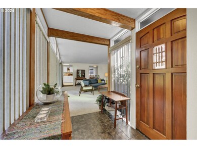 Entrance/Foyer