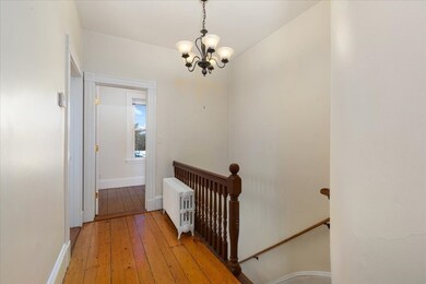 372 Mcgrath Hwy, Somerville, MA 02143 - photo 4