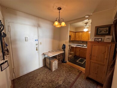 South Ocean House unit 3m, Freeport, NY 11520 - photo 4