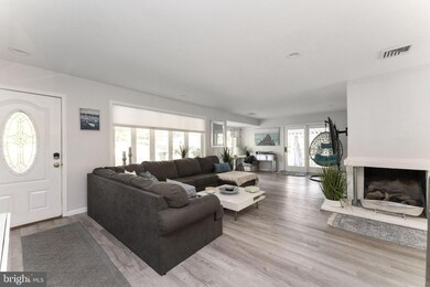 2508 Hillside Ln, Norristown, PA 19403 - photo 4