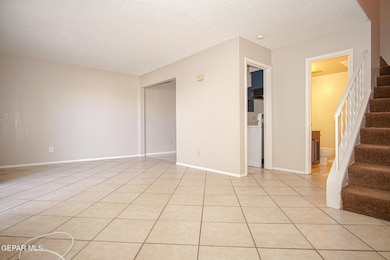6701 Escondido Dr unit D, El Paso, TX 79912 - photo 2