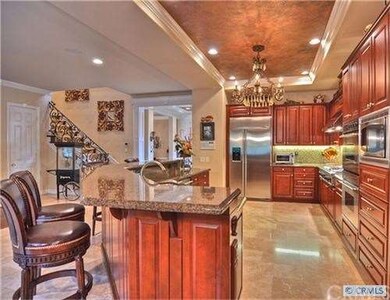 Huge gourmet kitchen