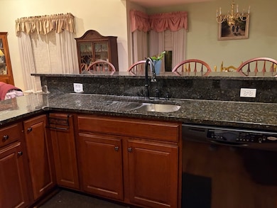 6 Ryans Way unit 6, Rochdale, MA 01542 - photo 7