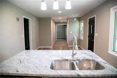 1512 NW B St, Blue Springs, MO 64015 - photo 5