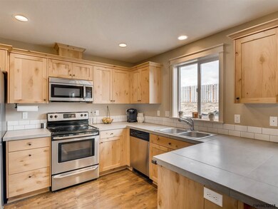 868 E 16th St, Lafayette, OR 97127 - photo 7