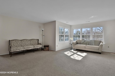 21 Honeysuckle Ln unit 197, Red Bank, NJ 07701 - photo 4