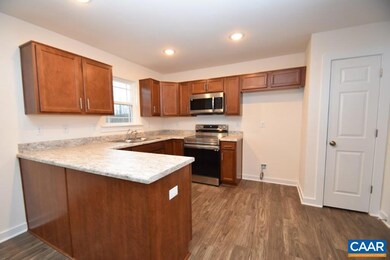 1695 W Old Mountain Rd unit Q 4, Louisa, VA 23093 - photo 6