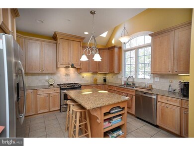 105 Ceton Ct, Broomall, PA 19008 - photo 6