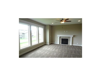 1314 Summit Ln, Leavenworth, KS 66048 - photo 3