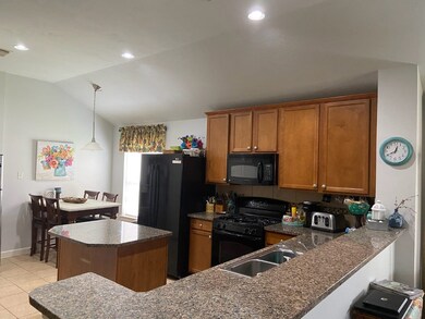 29915 Saw Oaks Dr, Magnolia, TX 77355 - photo 4