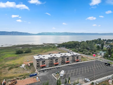 35 E 150 S unit 302C, Garden City, UT 84028 - photo 3