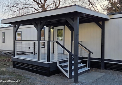 8220 W Bordon Ct, Rathdrum, ID 83858 - photo 2