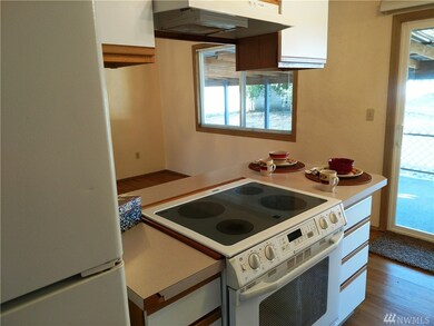 310 E Cedarcrest Ct, Chehalis, WA 98532 - photo 2